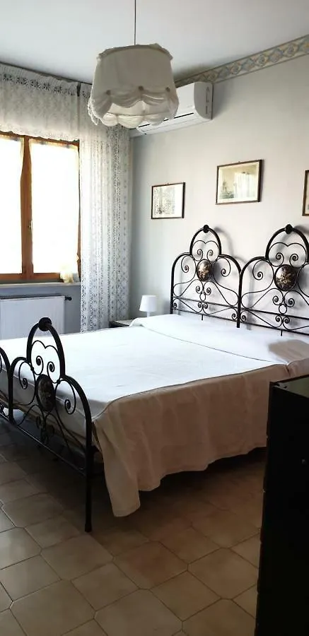 Appartamento Le Rondini San Bartolomeo Al Mare Italy